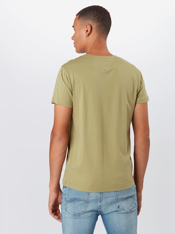 Regular fit Maglietta di TOMMY HILFIGER in verde