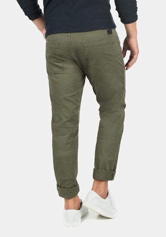 BLEND - Slimfit Pantalón 'Saturn' en verde