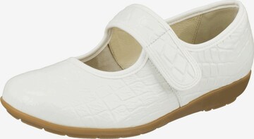 Natural Feet Ballet Flats with Strap 'Suki' in White: front