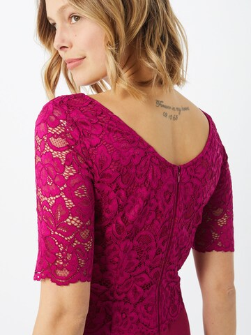 Robe de cocktail Vera Mont en rose