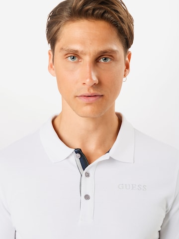 GUESS Poloshirt 'Clancy' in Weiß
