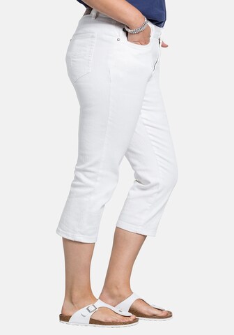 Coupe slim Jean SHEEGO en blanc