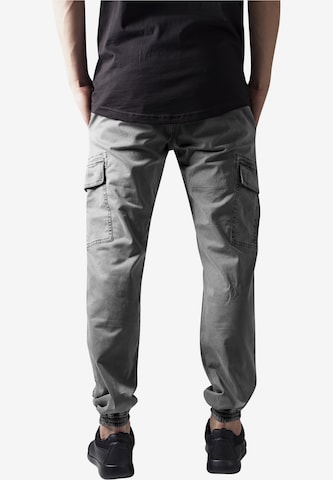 Urban Classics Tapered Cargohose in Grau