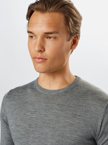 Coupe regular Pull-over 'Margrate' Matinique en gris