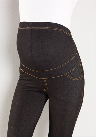 Neun Monate Skinny Jeggings in Black