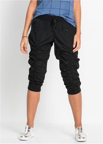 bonprix Tapered Hose in Schwarz: Vorderseite