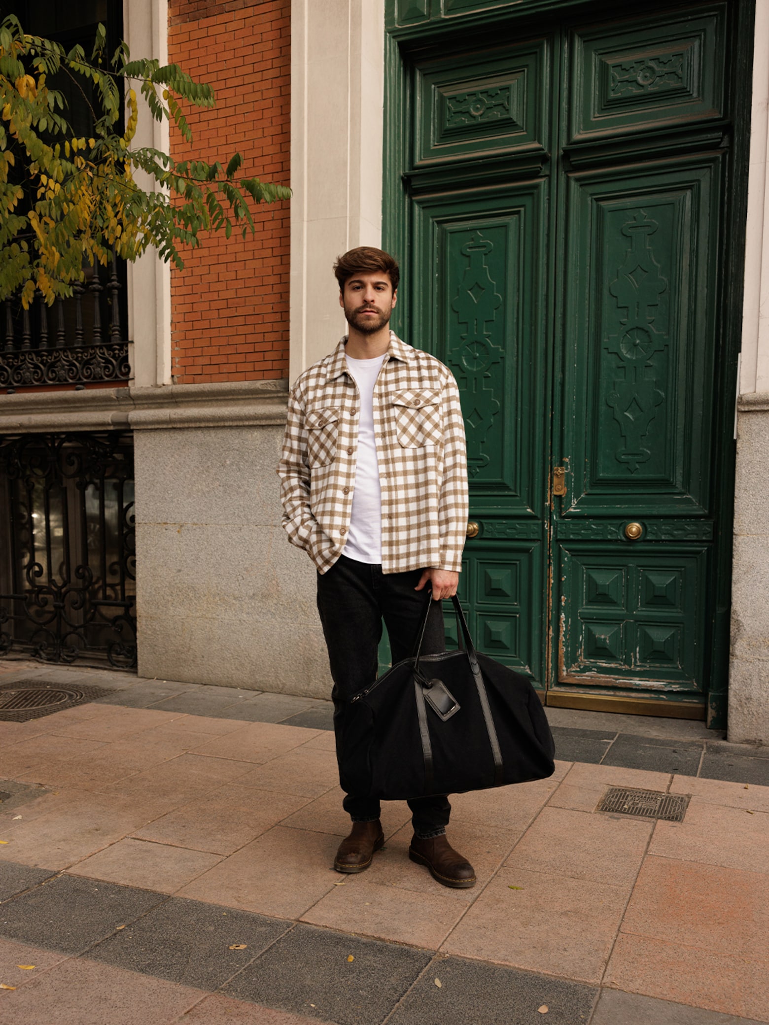 Estilo urbano Dan Fox Apparel