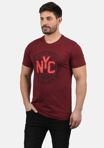 Maglietta 'York' di !Solid in rosso: frontale