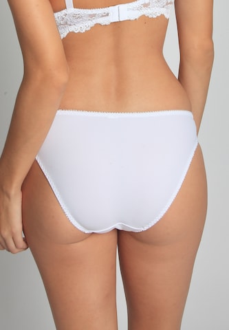 sassa Panty 'CLASSIC LACE' in White