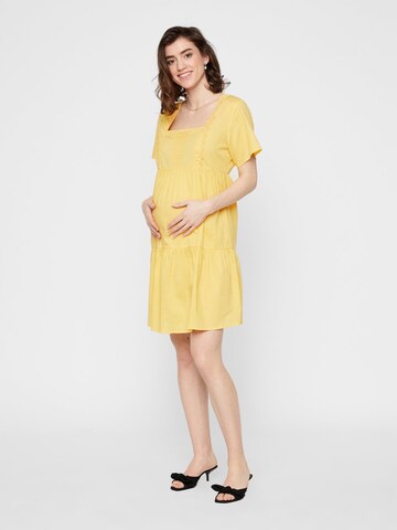 Robe MAMALICIOUS en jaune