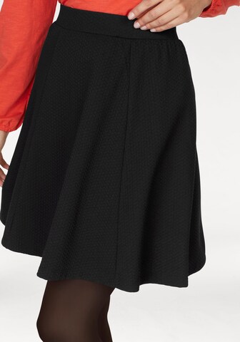 VIVANCE Skirt in Black