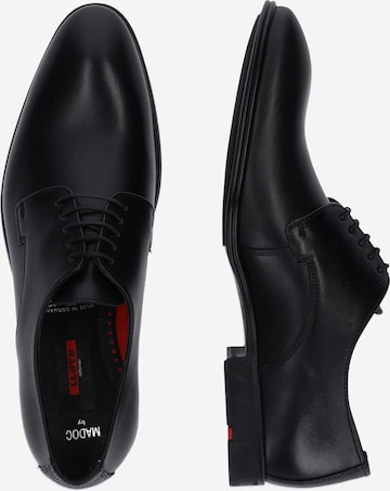 Chaussure à lacets LLOYD en noir : sur le côté