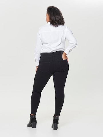 ONLY Carmakoma Skinny Jeans 'Anna' i svart