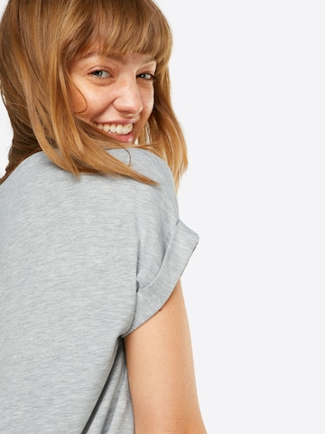 ONLY T-shirt 'ONLMoster' i grå