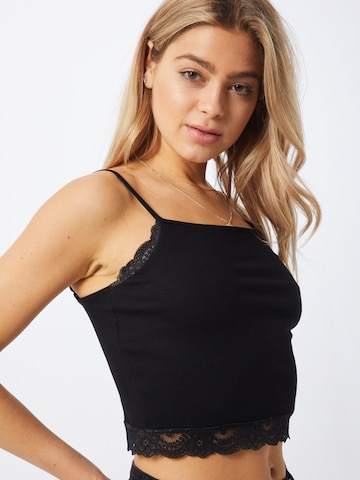ABOUT YOU Top 'Tayra' in Black