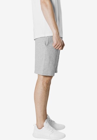 Urban Classics Loose fit Pants in Grey