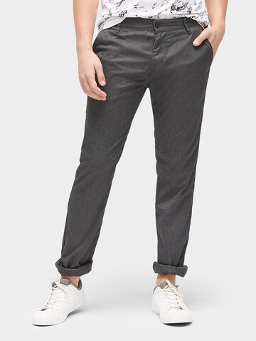 Coupe slim Pantalon TOM TAILOR DENIM en gris : devant