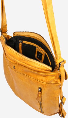 Harbour 2nd Shoulder Bag 'Nora' in Yellow