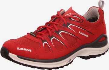 LOWA Flats 'Innox' in Red: front