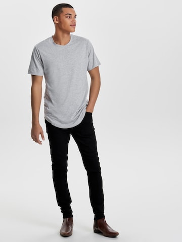 Only & Sons Regular Fit T-Shirt 'Matt' in Grau