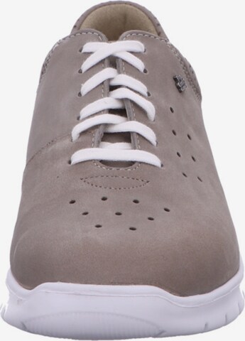 Finn Comfort Sneaker in Grau