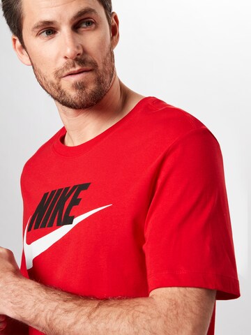 Nike Sportswear Rovný strih Tričko - Červená