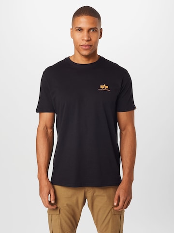 Coupe regular T-Shirt ALPHA INDUSTRIES en noir : devant