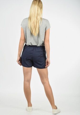 Blend She Regular Shorts 'Amal' in Blau