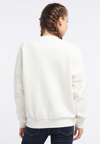 MYMO Zip-Up Hoodie in White