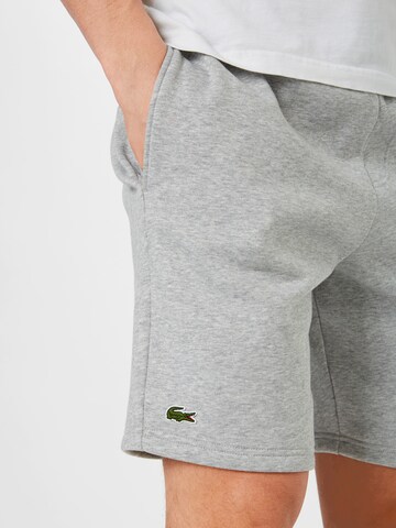 LACOSTE - regular Pantalón en gris