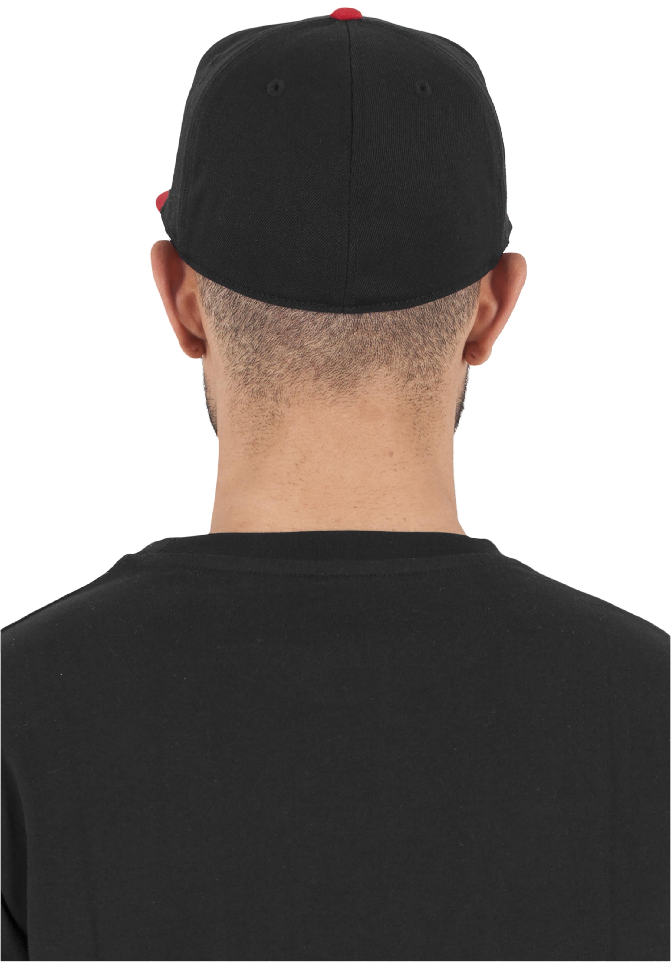 Cappello da baseball 'Premium 210' di Flexfit in nero