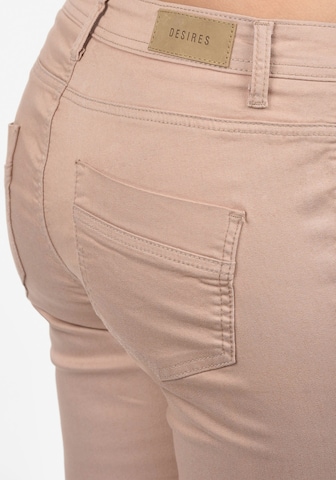 DESIRES Slimfit Straight-Jeans 'Elbja' in Pink