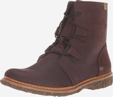 EL NATURALISTA Lace-Up Ankle Boots in Brown: front