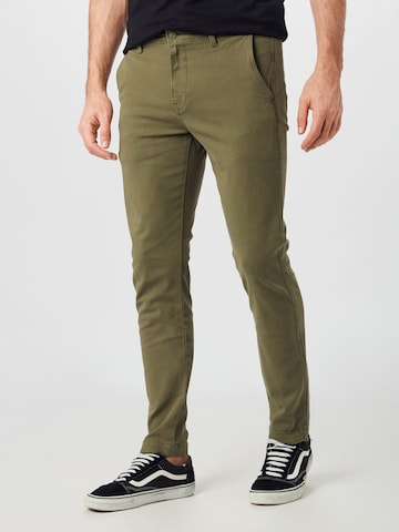 LEVI'S Chino Pants 'SLIM TAPER CHINO II' in Green: front