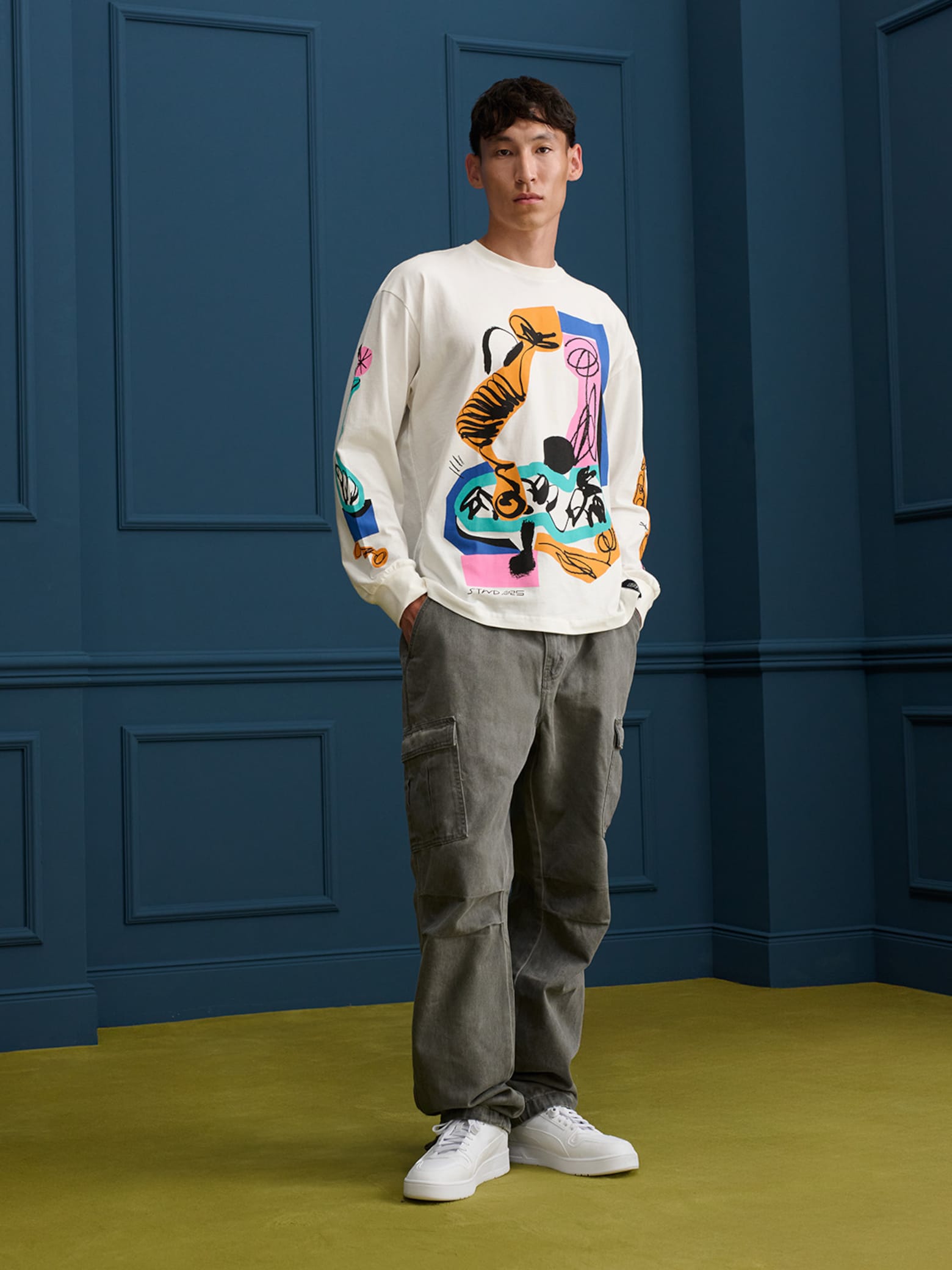 David - Abstract Sweatshirt Look