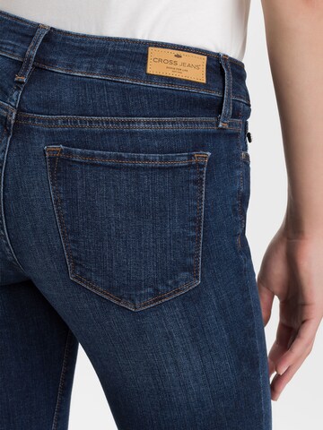 CROSS JEANS Flared Jeans 'Faye' in Blau
