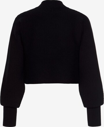 LASCANA Sweater in Black: front