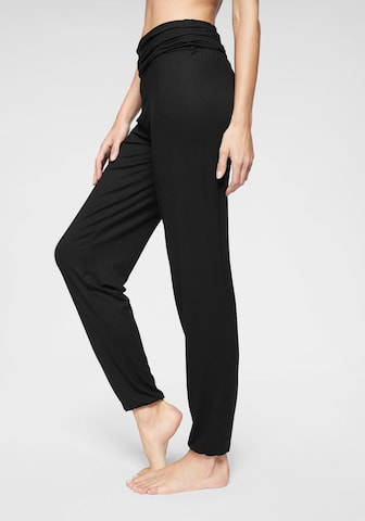 Effilé Pantalon BUFFALO en noir : devant