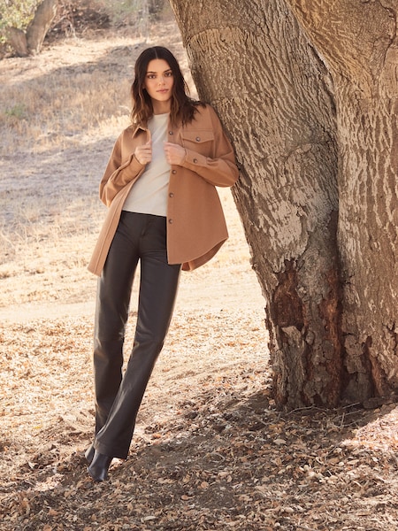 Kendall Jenner - Easy Camel Brown Shacket Look