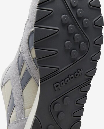 Reebok Sneaker 'Classic Nylon' in Grau