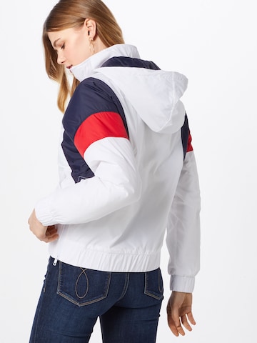 Veste mi-saison Urban Classics en blanc