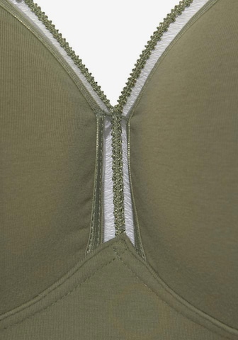 PETITE FLEUR T-shirt Bra in Green