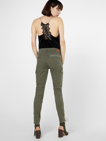 Coupe slim Pantalon cargo 'Army' Le Temps Des Cerises en vert : derrière