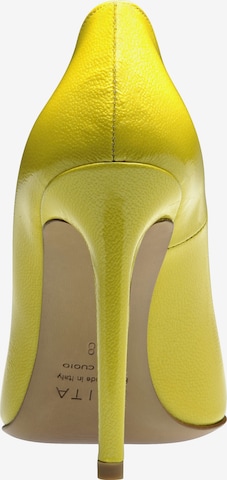 EVITA Pumps in Yellow