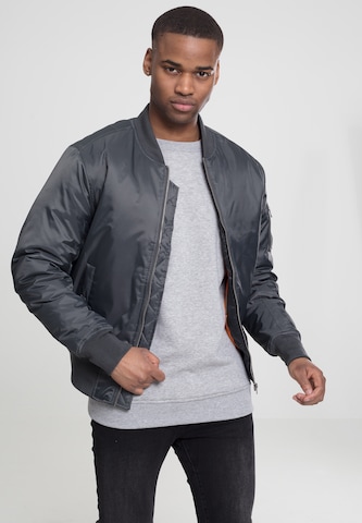 Urban Classics Between-Season Jacket in Grey: front