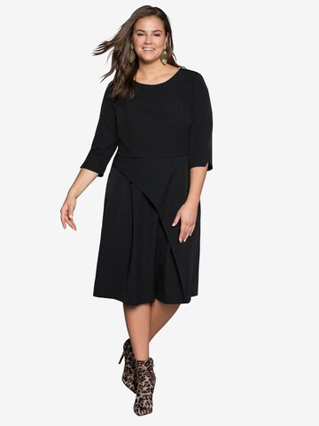 SHEEGO Kleid in Schwarz