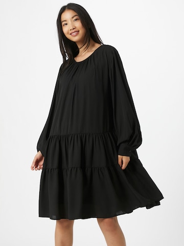 Robe 'Maya' SELECTED FEMME en noir : devant