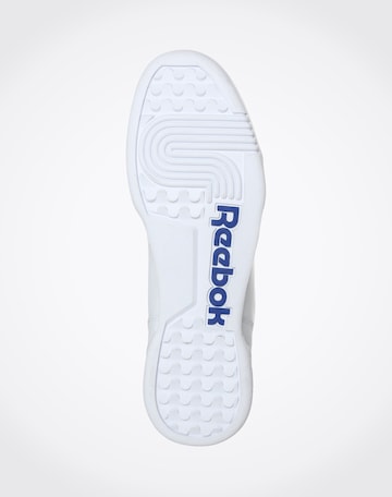 Baskets basses 'Workout Plus' Reebok en blanc