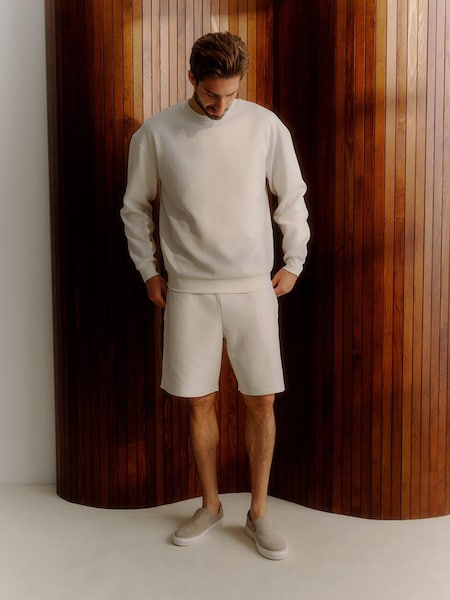 Kevin Trapp - Comfy Off White Set Look