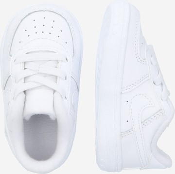 Nike Sportswear Tennarit 'Force 1 Crib' värissä valkoinen